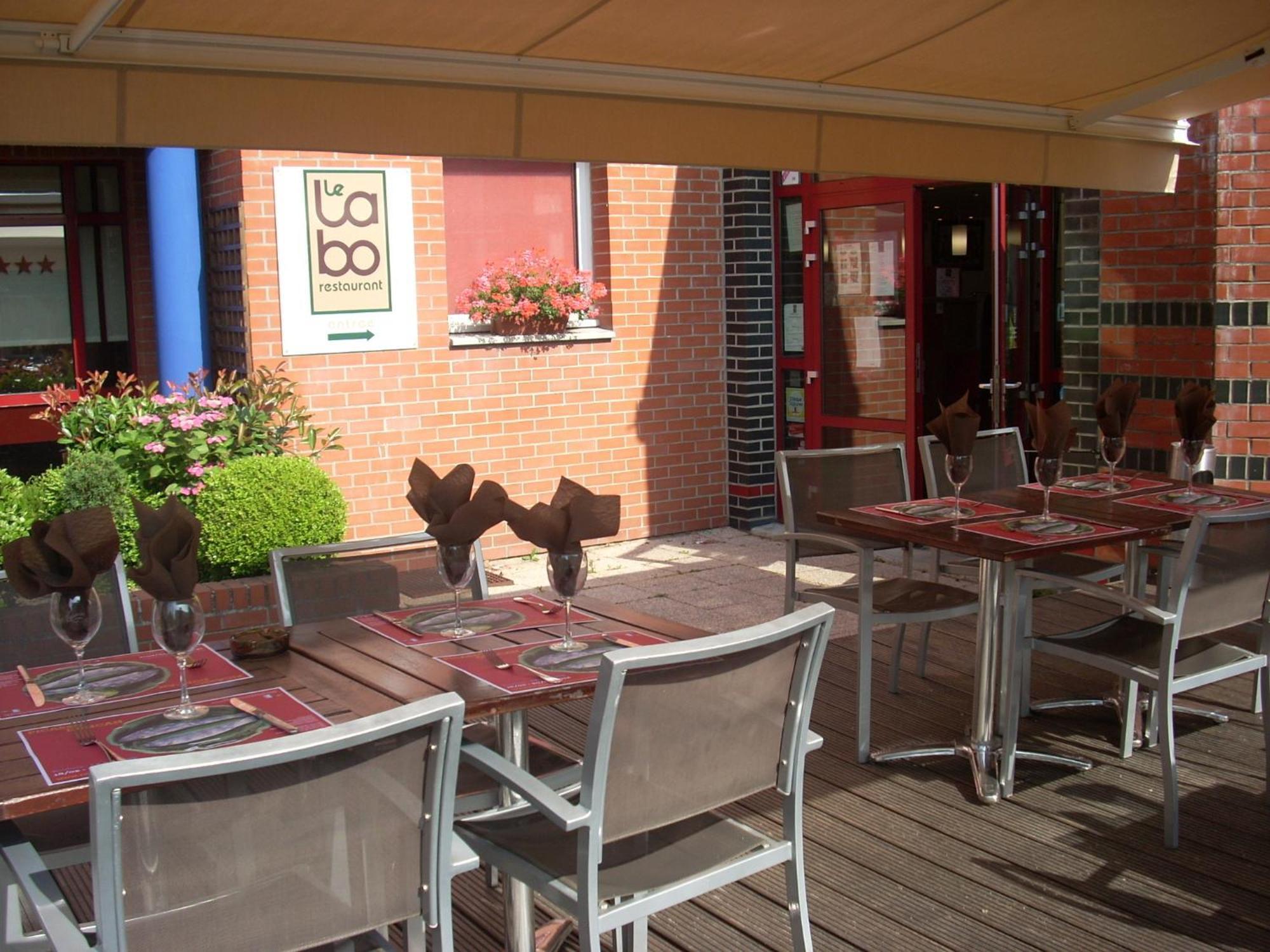 The Originals City, Hôtel Ascotel, Lille Est Grand Stade  Villeneuve-d’Ascq Exterior foto
