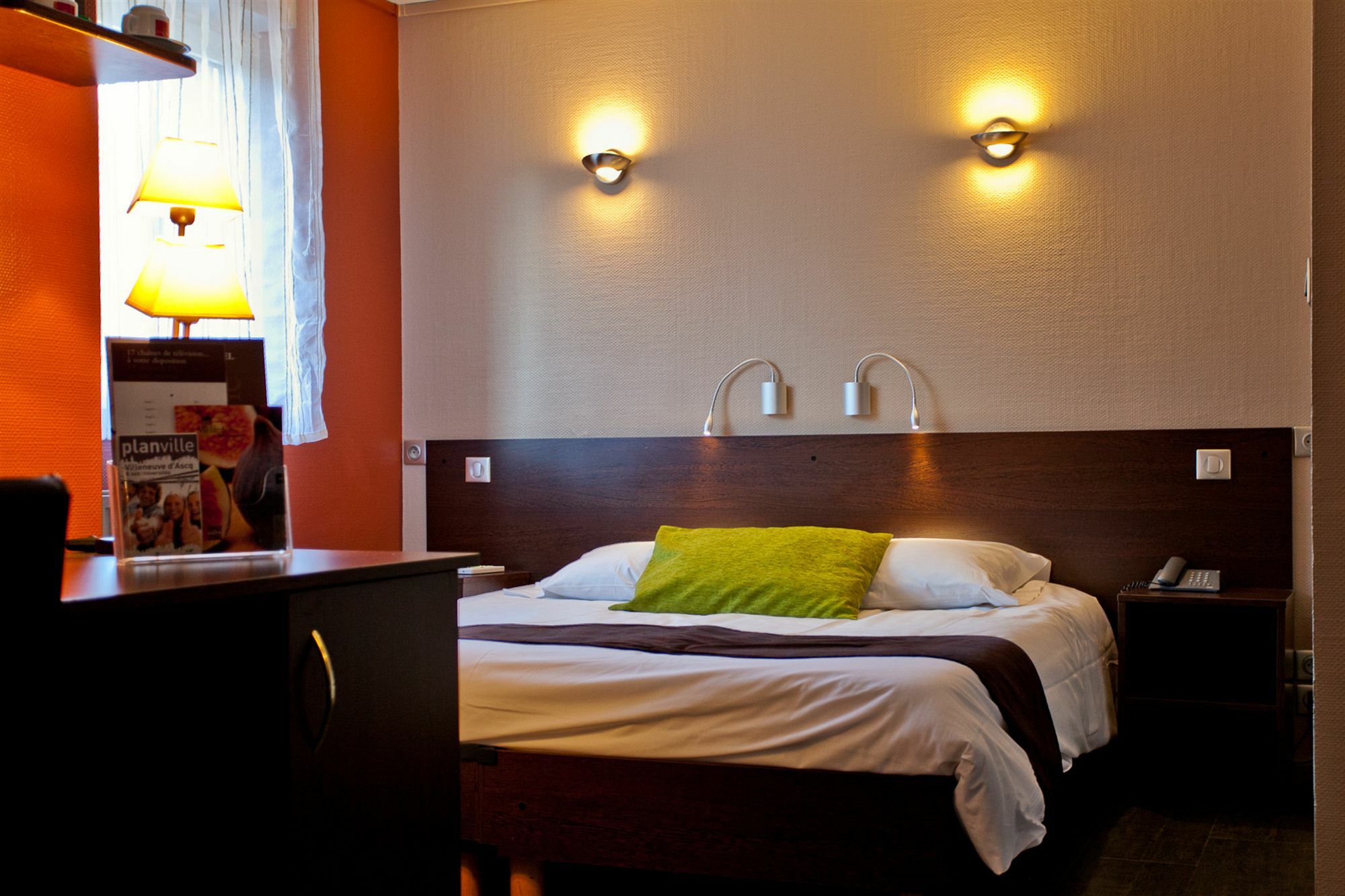 The Originals City, Hôtel Ascotel, Lille Est Grand Stade  Villeneuve-d’Ascq Exterior foto